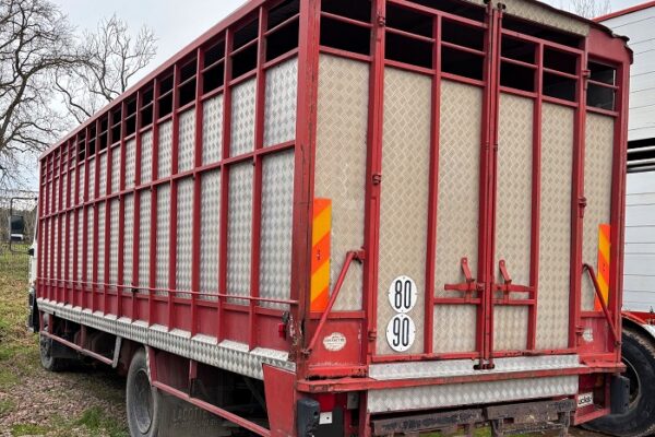 Porteur_4x2_Daf_Turbo_1700_Betaillere_1986_C