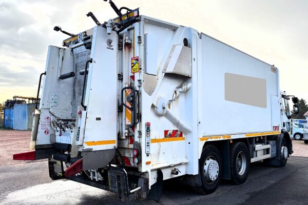 Porteur_6x2_Renault_BOM_2016C