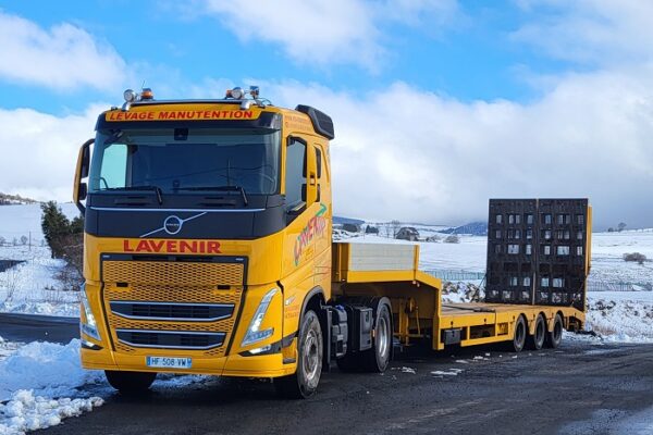 SemiPorte-enginsBlancheC